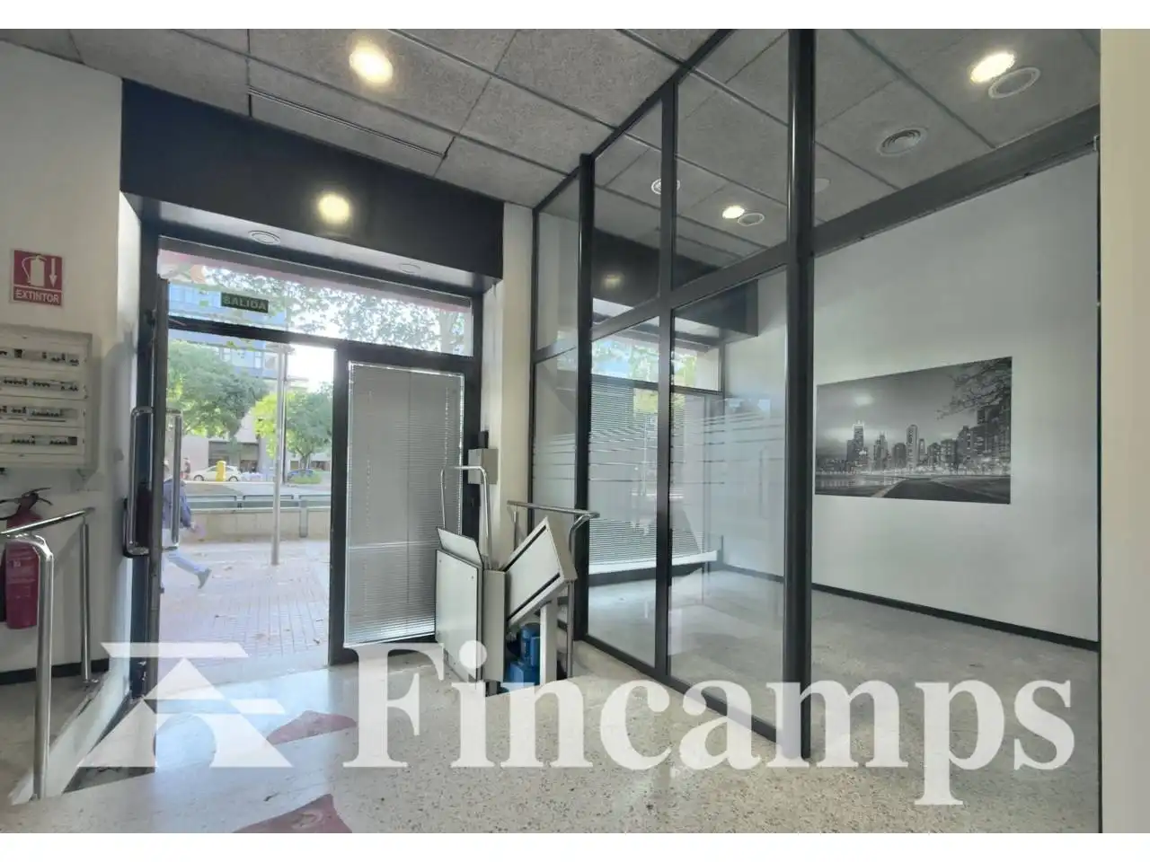 Local comercial en  Avenida Francesc Macià - Foto 7