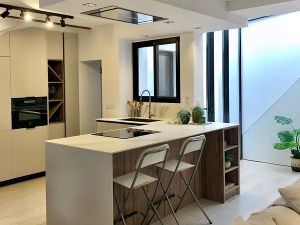 Casa independiente en calle Pintor Pinazo, 40