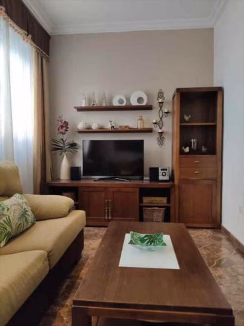 Piso en Medina Azahara - Foto 2