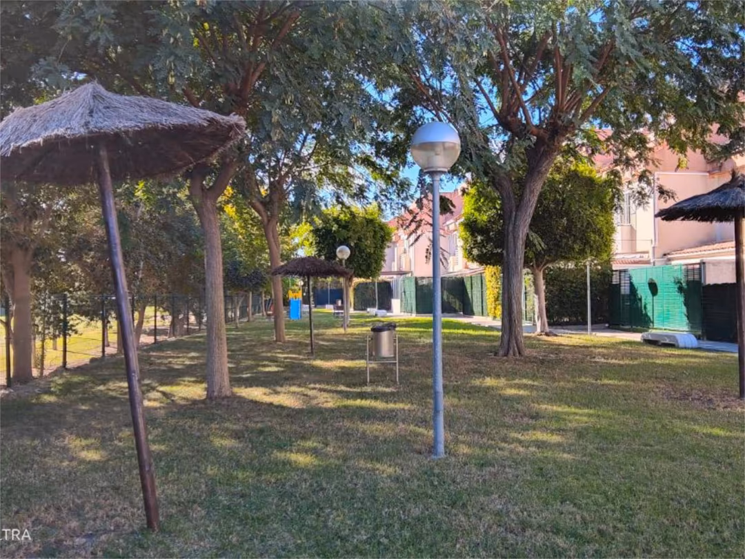 Casa adosada en  Avenida del Locutor Vicente Hipólito 20A - Foto 20