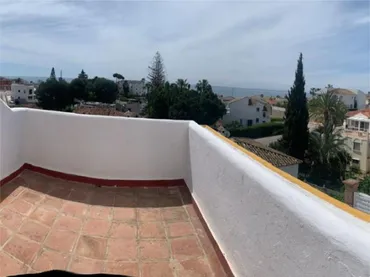 Casa adosada en  Calle Géminis 76 - Foto 1