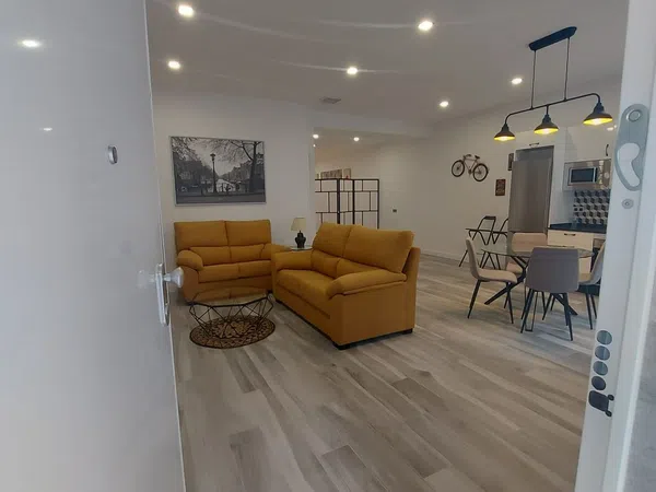 Piso en Calle Montaña Blanca, 3, Los Guindos - Parque Mediterráneo - Santa Paula - Foto 5