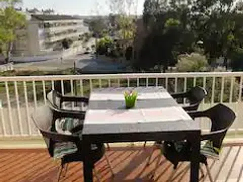 Piso en calle de les Ones, 12