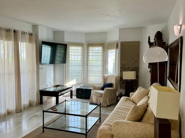 Piso en Urbanización Nueva Andalucía a, 7 Pj