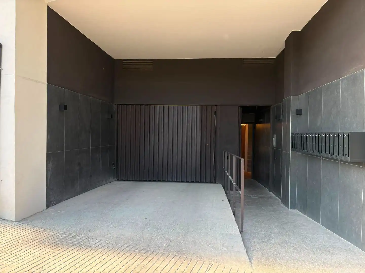 Piso en  Carrer del Vallès 26 - Foto 2