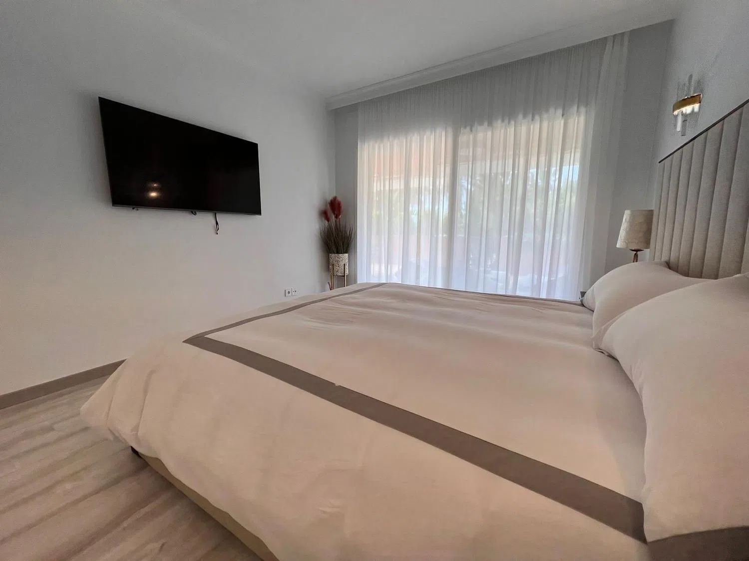 Piso en calle Isabel Clara Eugenia, 357 - Foto 2