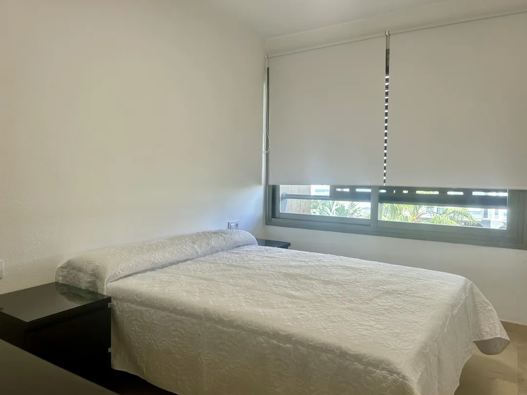 Piso en  Avenida Reyes Católicos Núm. - Foto 7