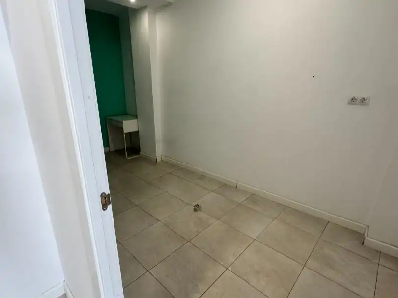 Local comercial en  Carrer de la Princesa Merce 3 - Foto 6