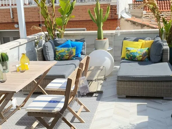 Ático en calle de las mercedes, 16