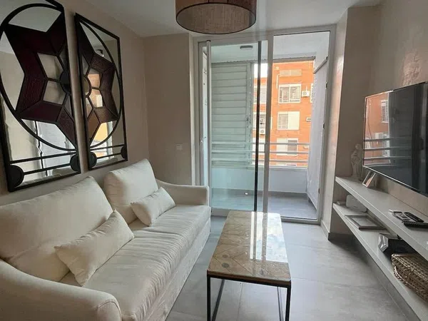 Piso en calle Porvenir, 14