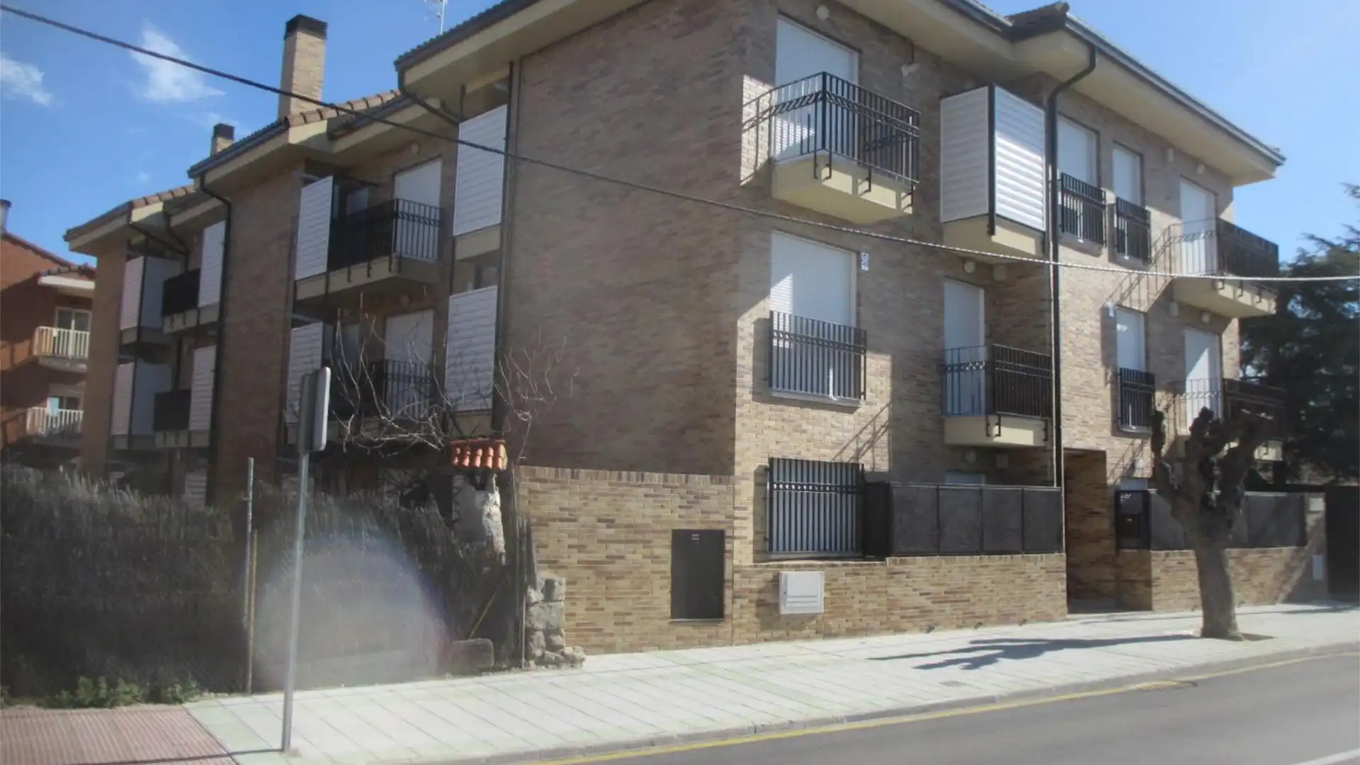 Piso en  Avenida de los Voluntarios 65 - Foto 1