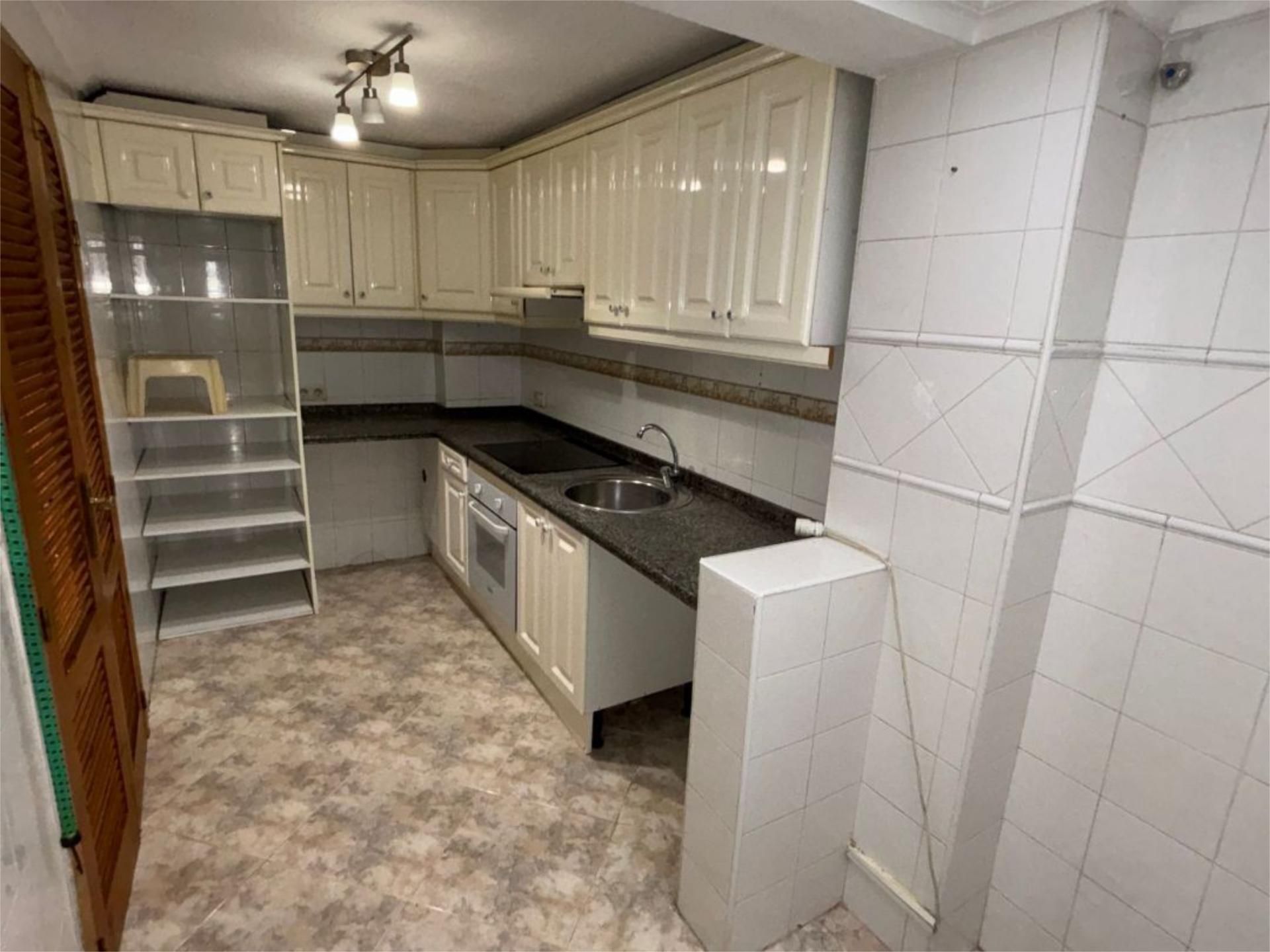 Piso en  Carrer del Salabre 11 - Foto 8