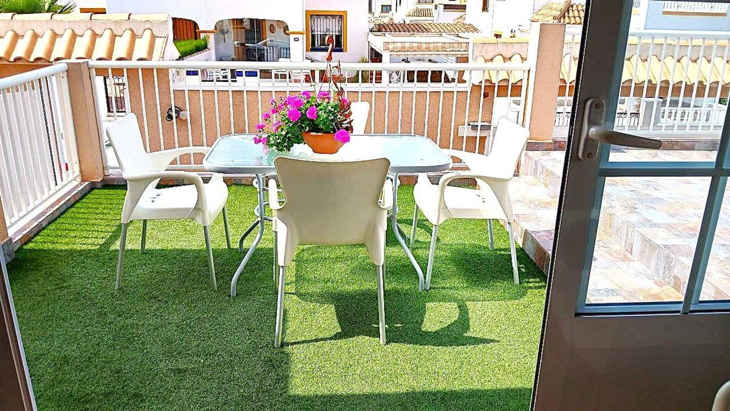 Chalet adosado en Calle Lagunas de Ruidera, 73 - Foto 4