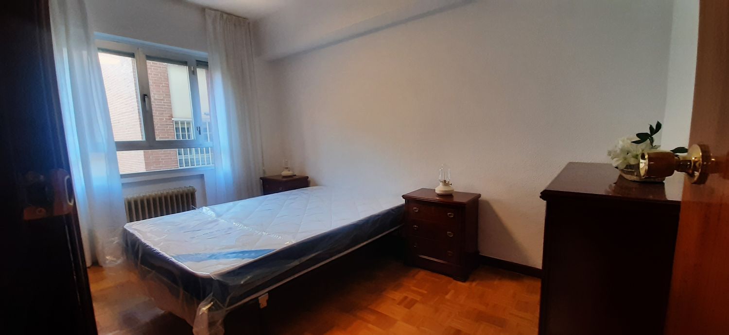 Piso en Barrio Pinar del Rey - Foto 7