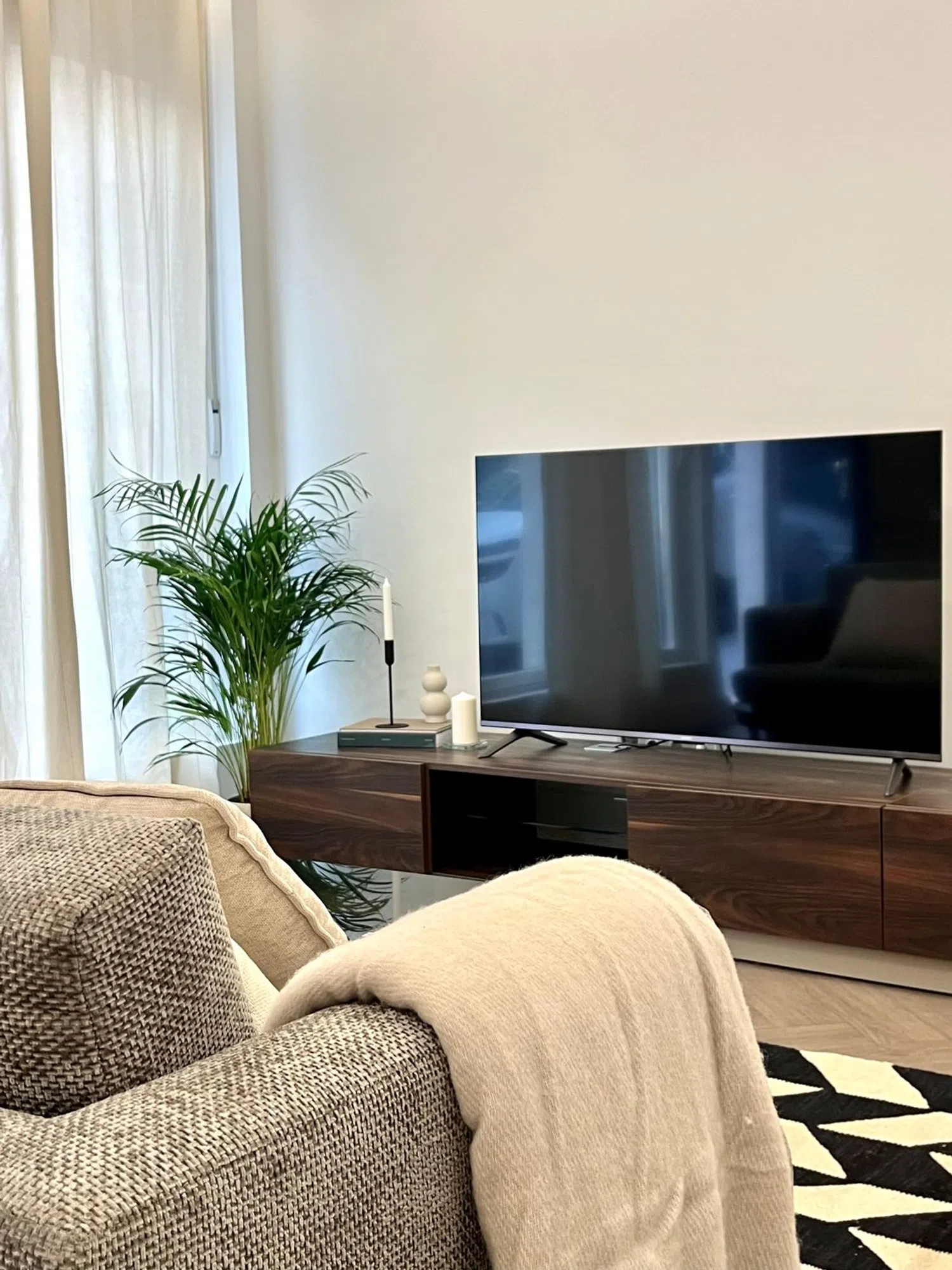 Estudio en calle de la Constancia, 45 - Foto 1