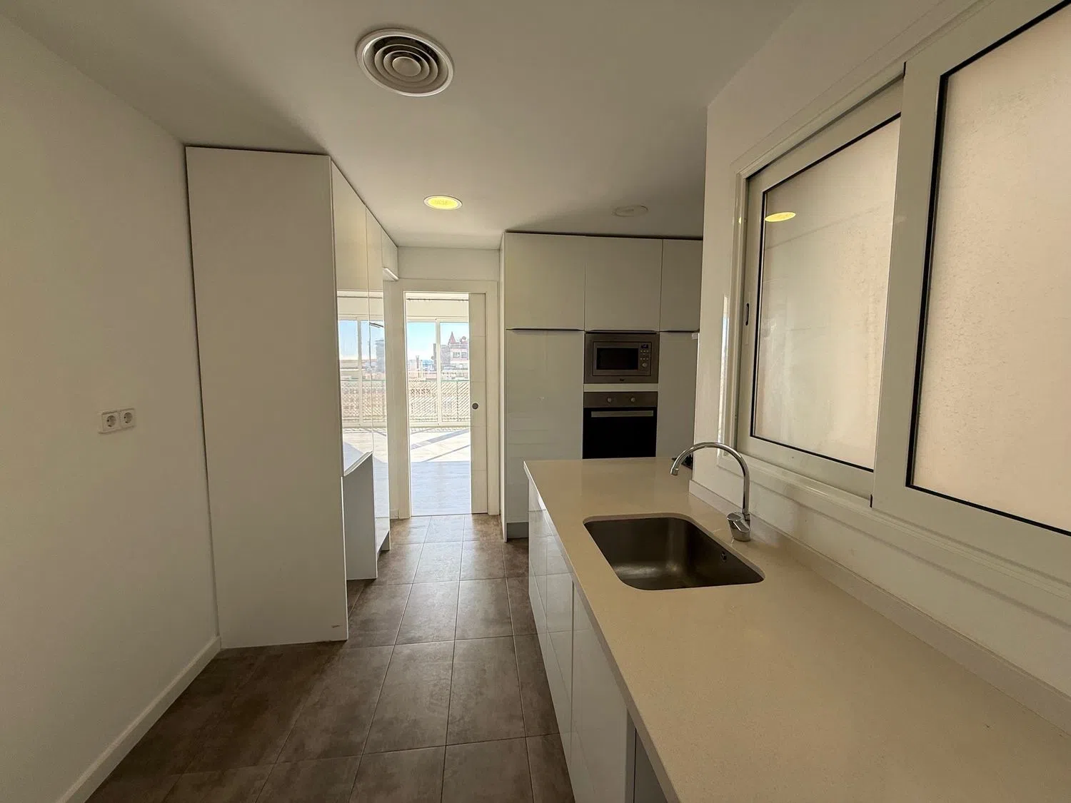 Piso en calle de González Tablas, 21 - Foto 7