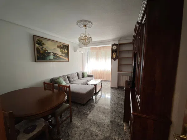 Piso en plaza del Pico Salvaguardia, 16