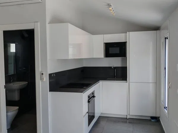 Casa independiente en Urb. puerto romano Barrio Las Lomas - Foto 5