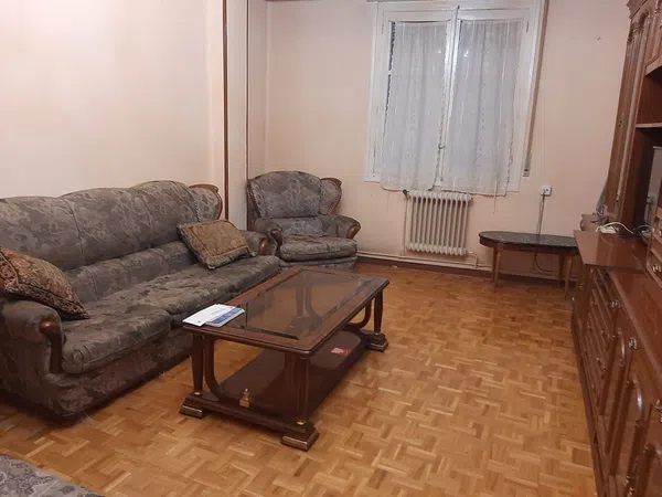 Piso en calle del Río Queiles, 8