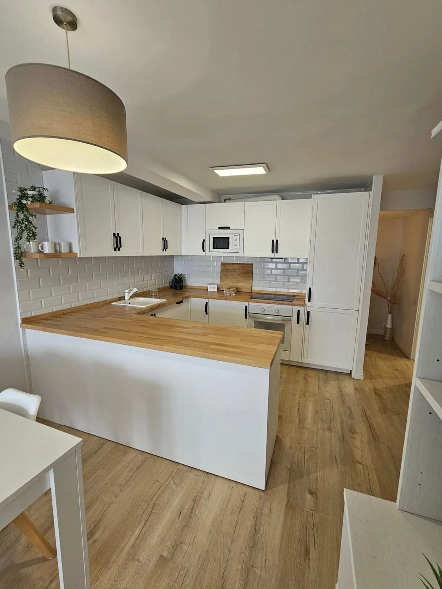 Piso en avenida de Cantabria, 22 - Foto 2