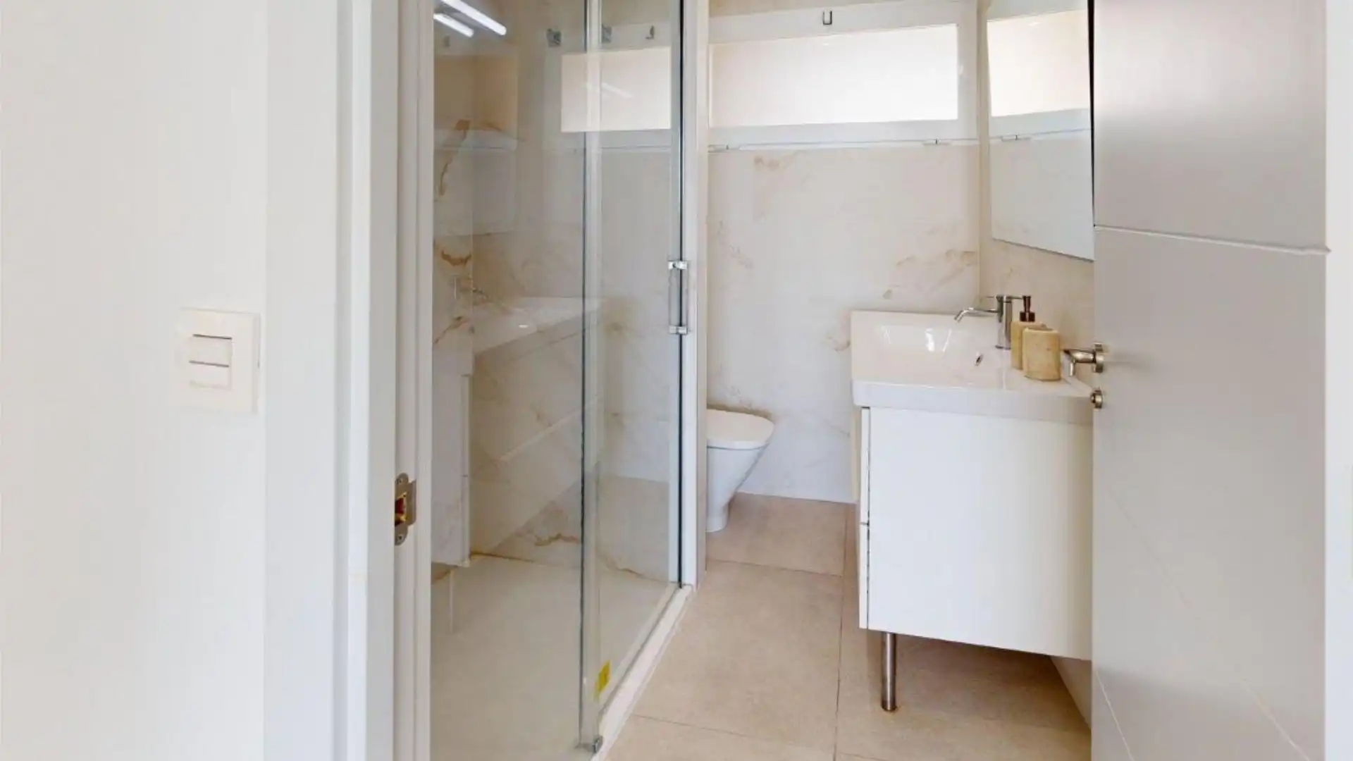 Apartamento en  Carrer Noruega 12 - Foto 13