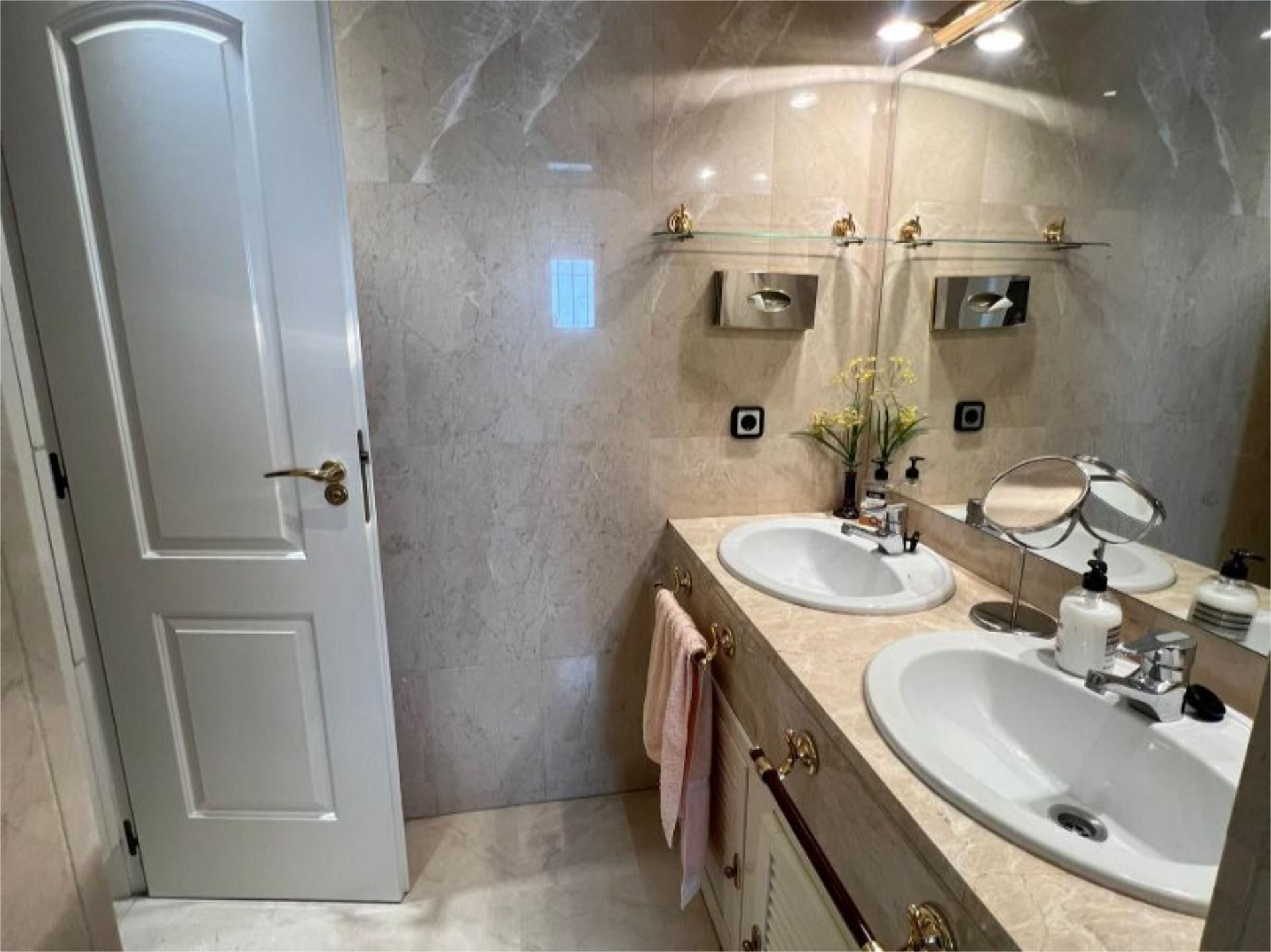 Ático en  Calle Luis Montoto 65 - Foto 9