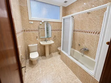 Piso en  Calle Marqués de la Ensenada 33A - Foto 4