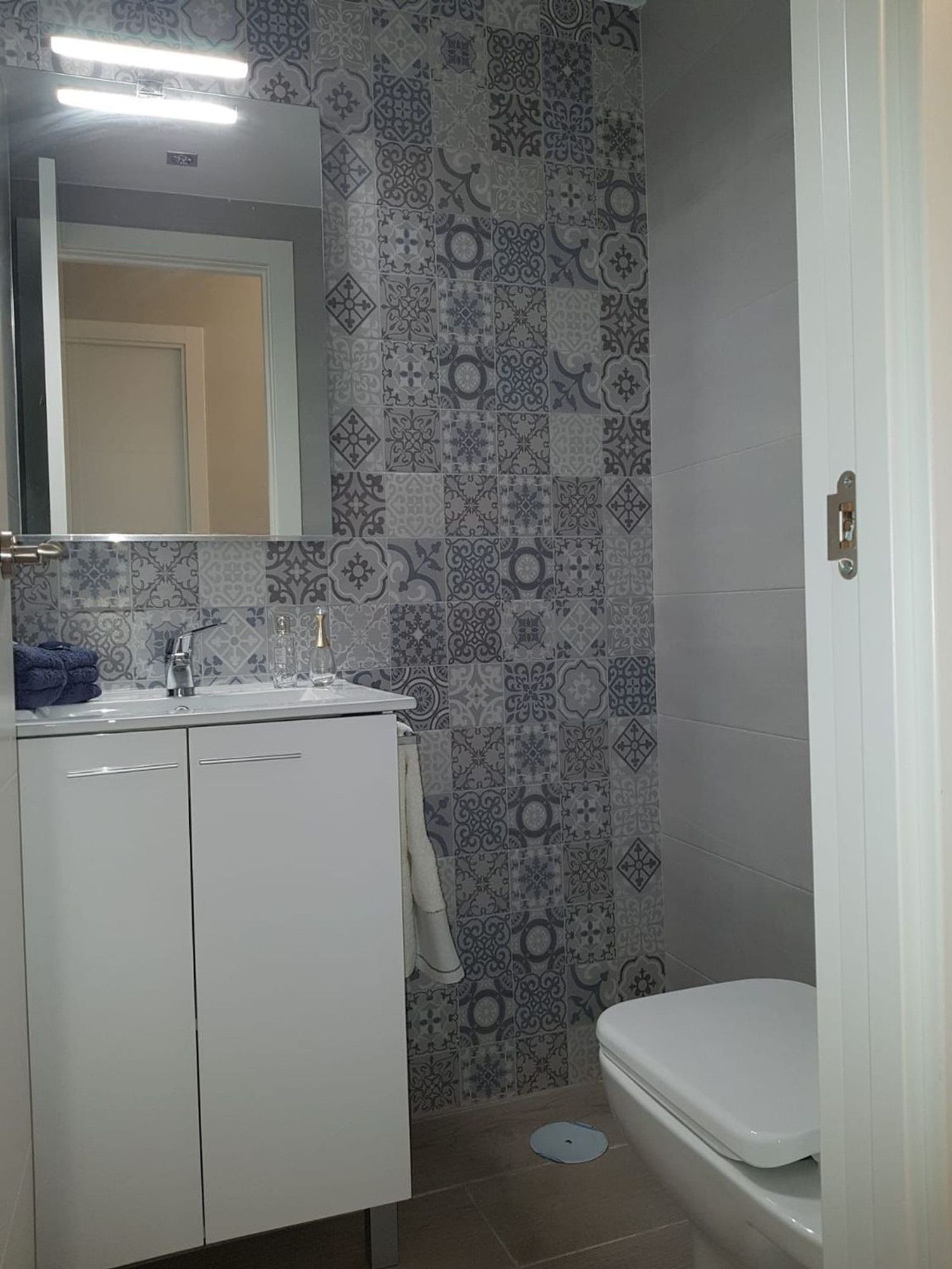 Piso en calle Poeta Manuel Benítez Carrasco, 2 - Foto 9