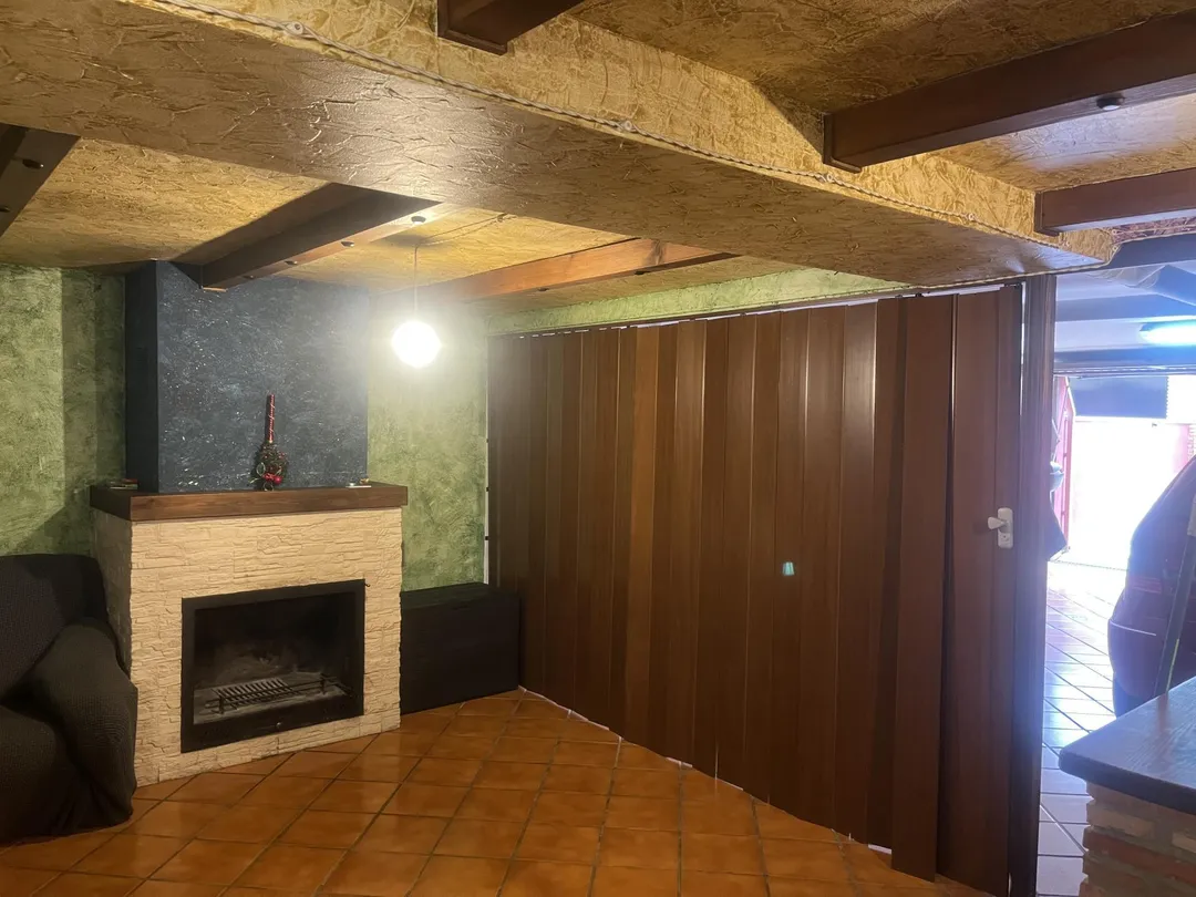 Casa adosada en  Calle Lopez Mezquita 5 - Foto 4