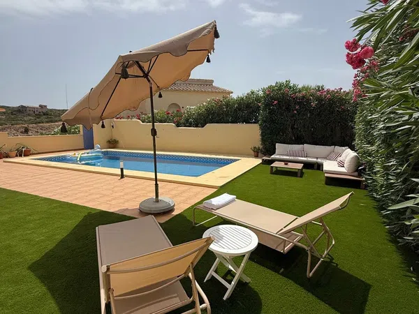 Casa o chalet independiente en Calle Fresnos, 47, Cumbre del Sol - Foto 1