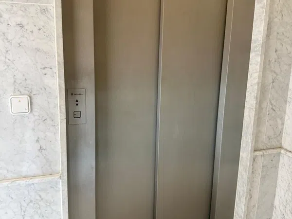 Piso en Paseo de Miramar - Foto 17