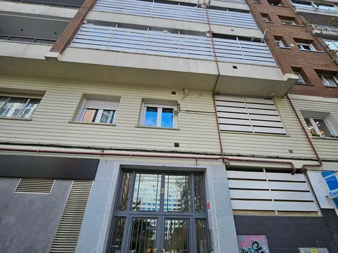 Piso en calle del Pintor Juan Gris, 3