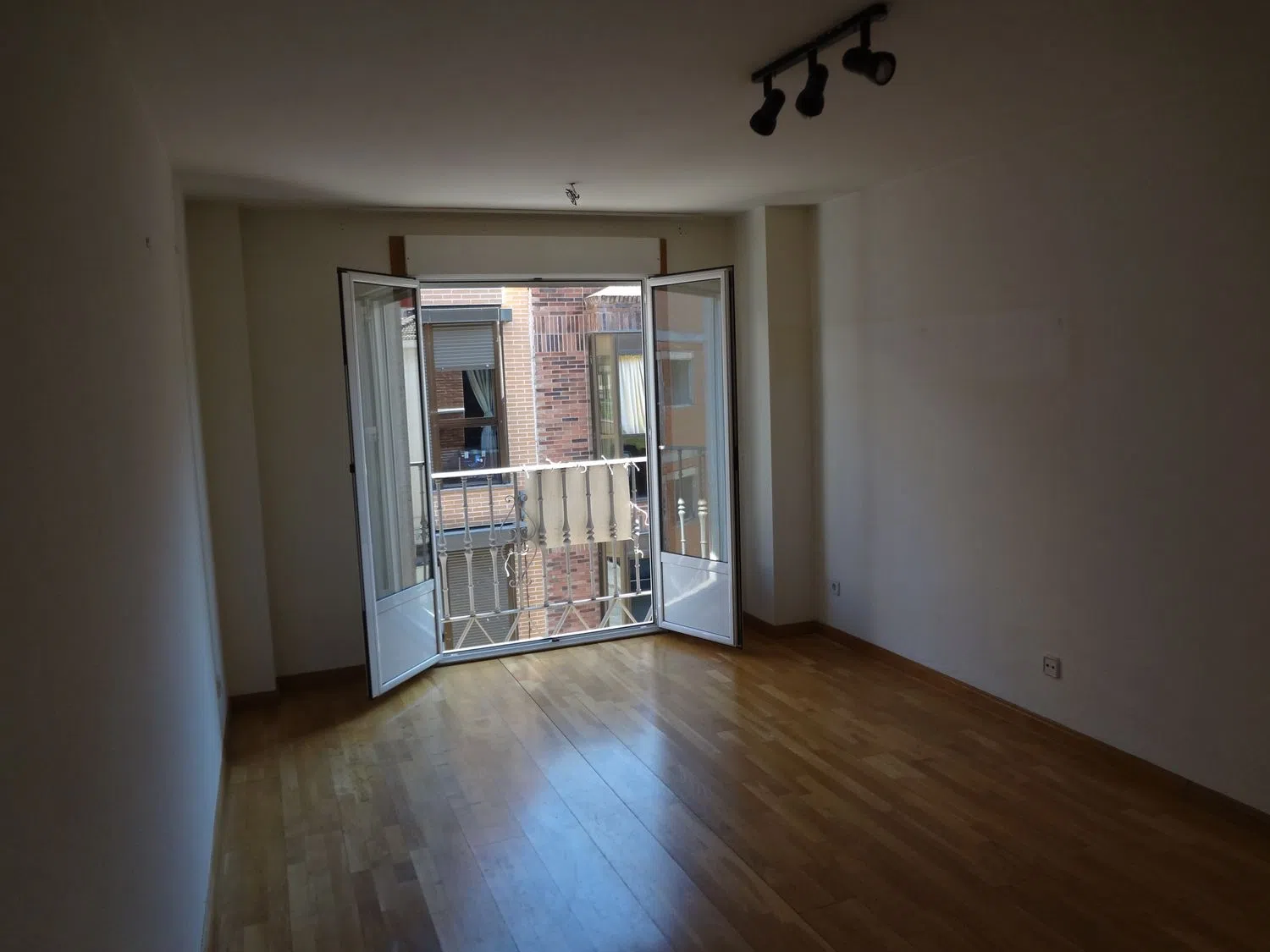 Piso en calle José María de Castro, 7 - Foto 7