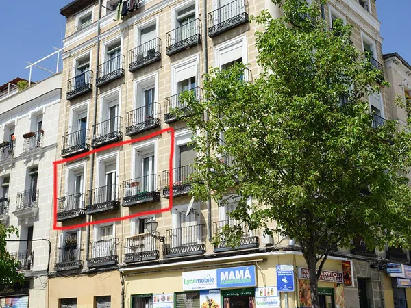 Piso en calle del Mesón de Paredes, 46