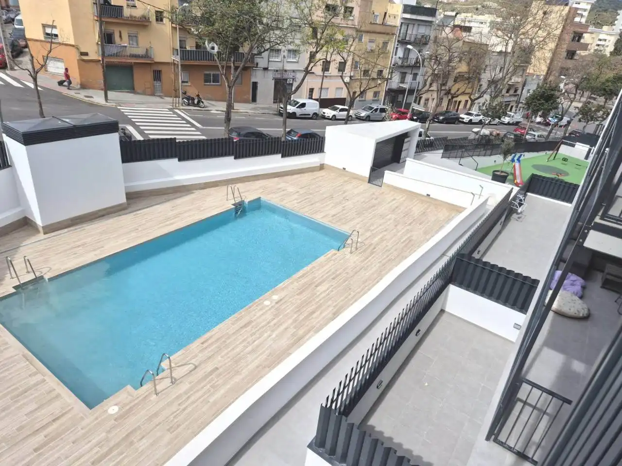 Piso en  Avenida Lloreda - Foto 37