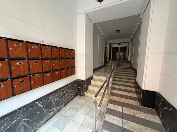 Piso en calle de Praga, 14 - Foto 2