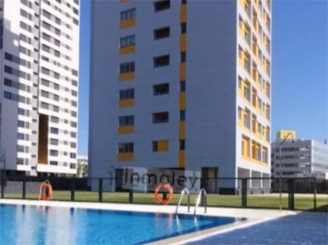 Piso en  Calle de Dulce Chacón 23 - Foto 2