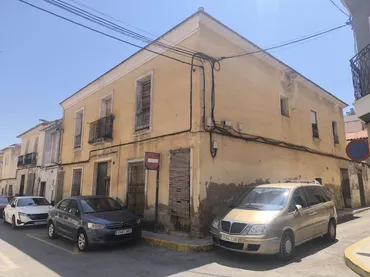 Casa adosada en  Calle Stma Trinidad 15 - Foto 1