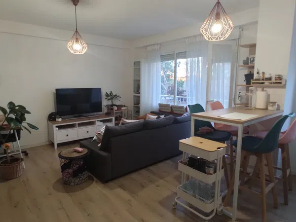 Piso en calle Arquitecto Gaudí, 3