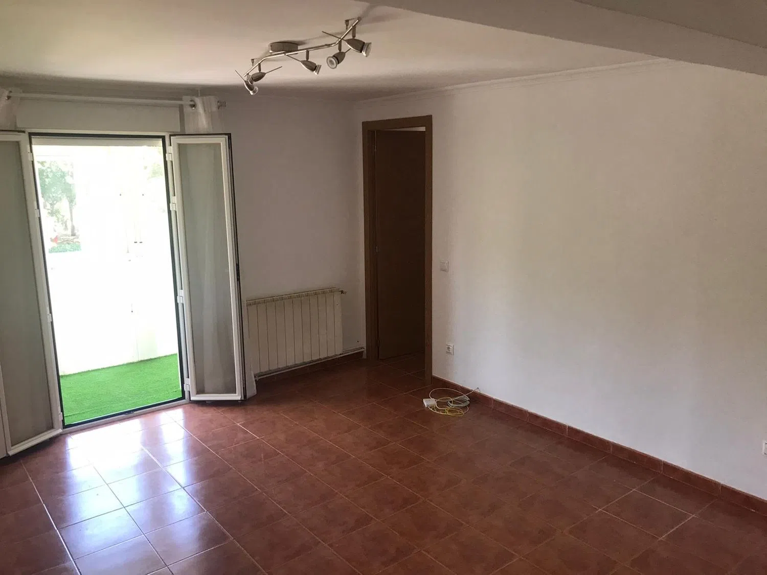 Piso en calle Puerto del Bruch, 31 - Foto 2