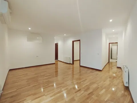 Piso en calle del Infante, 5