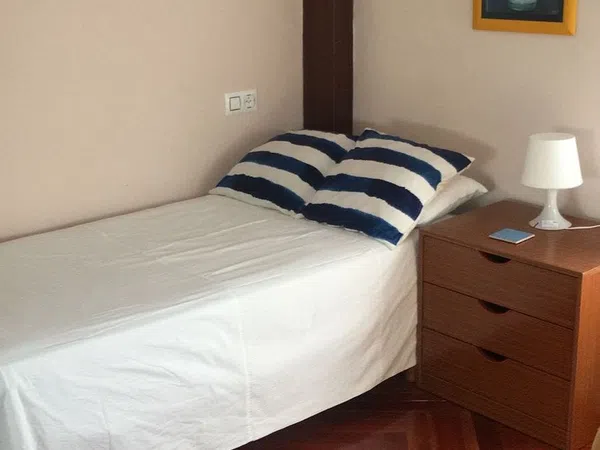 Piso en Calle Iglesias Vilarelle, 4, Zona María Victoria Moreno, Zona María Victoria Moreno - Foto 2