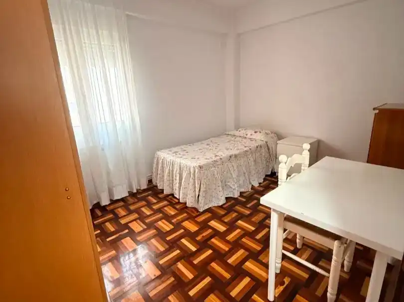 Piso en  Calle Carlos Haya 11 - Foto 10