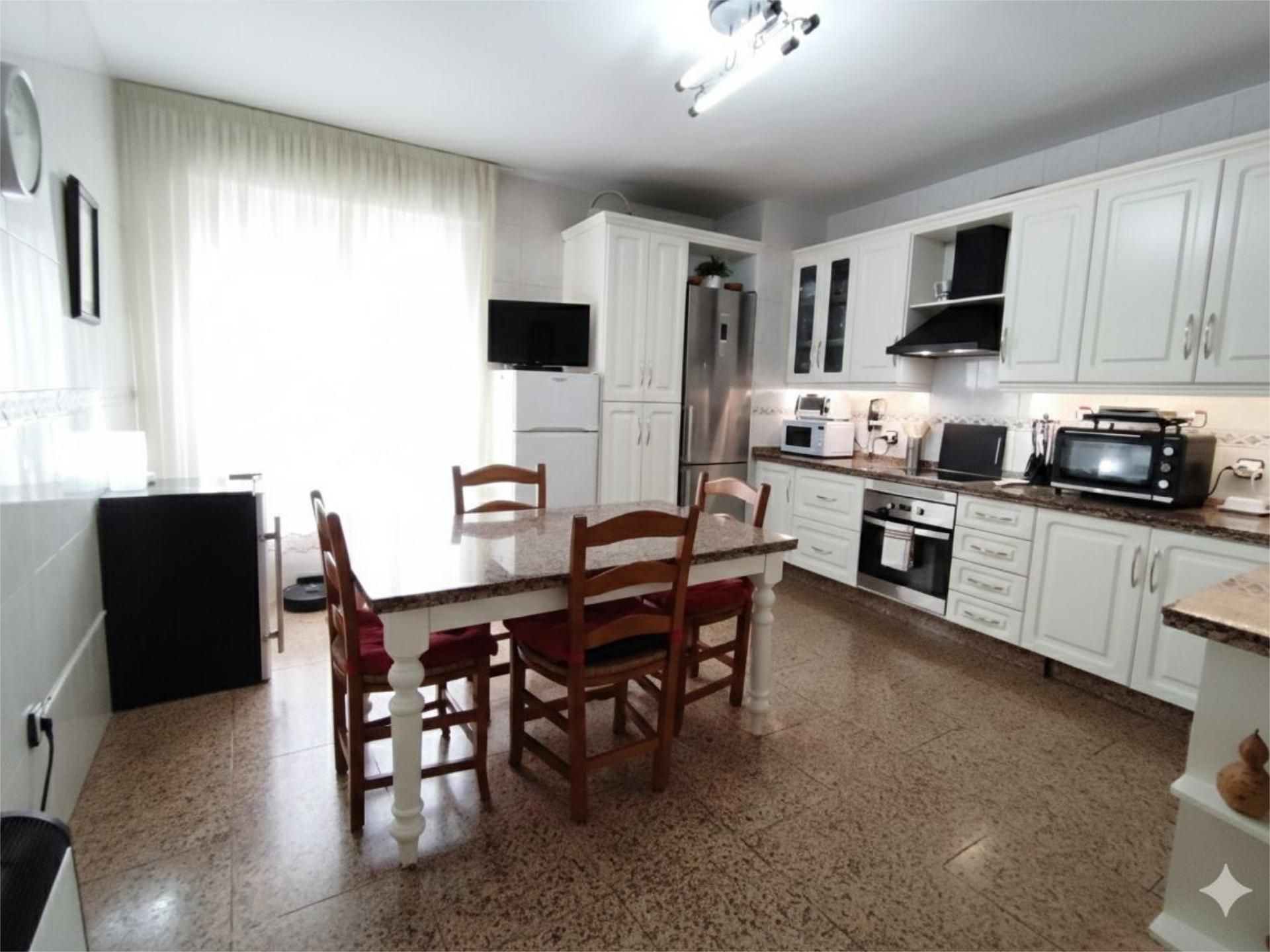 Casa adosada en  Calle Sagunto 41 - Foto 18