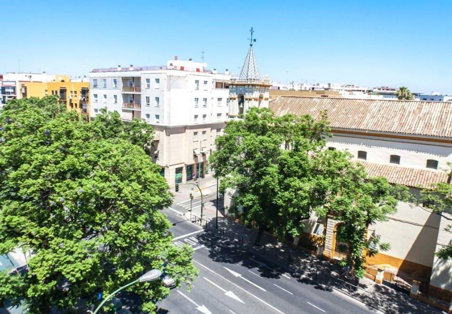 Estudio en calle Luis Montoto, 50 - Foto 2