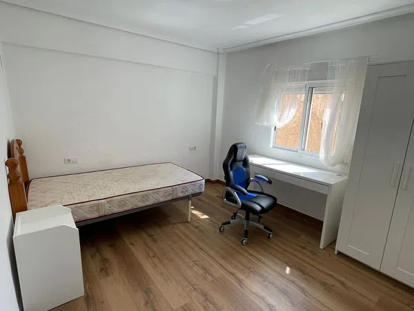 Piso en Calle de Cabanes, 4, Zona Estación-Universidad - Foto 7