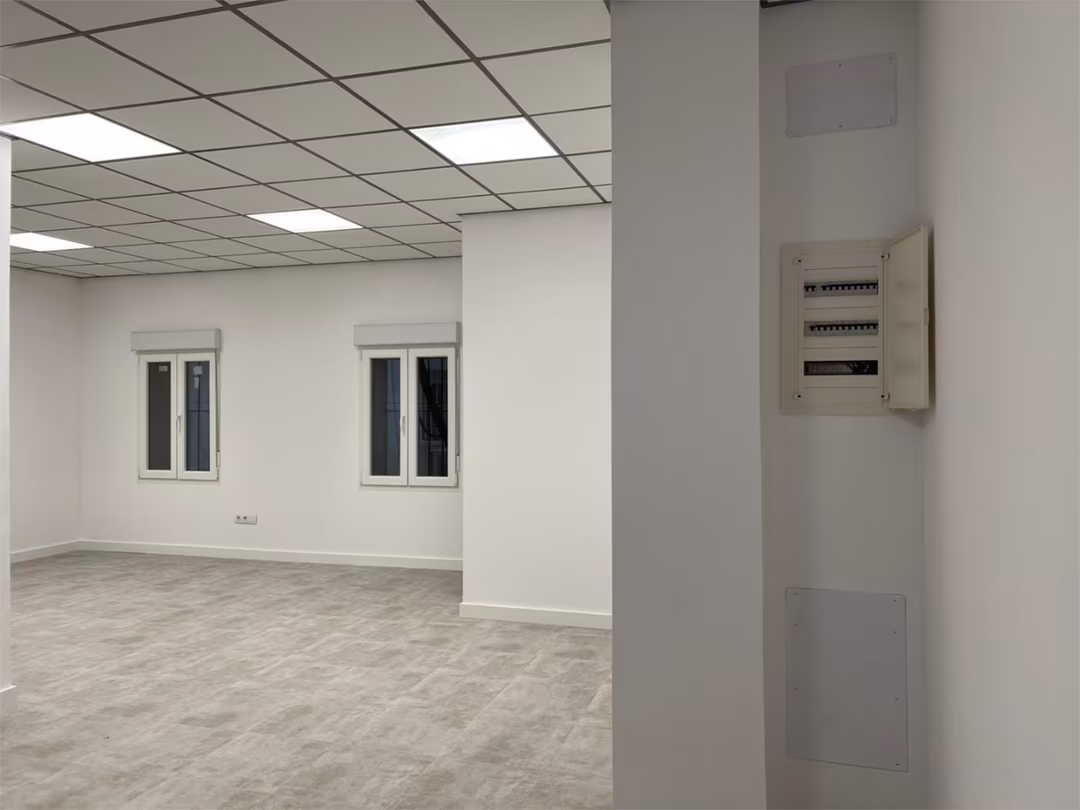 Planta baja en  Calle de Jacinto Verdaguer 13 - Foto 5