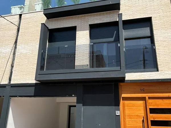 Chalet adosado en Calle de la Bonavista, Finestrelles - Foto 2