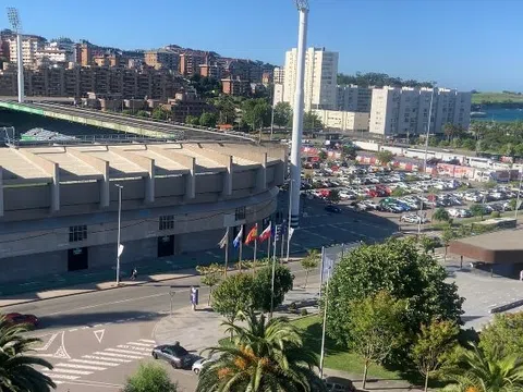 Piso en avenida del Stadium, 19