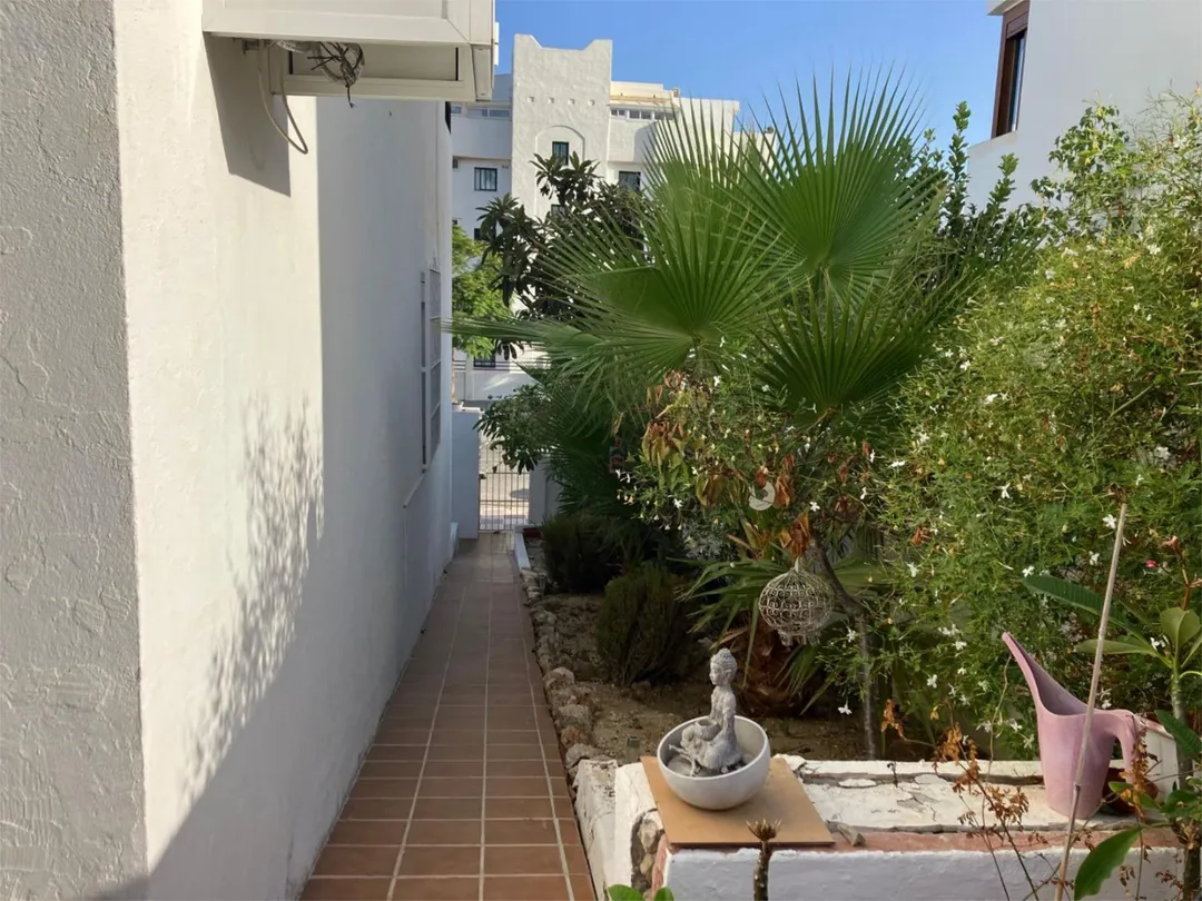 Casa adosada en  Calle Corelli 99 - Foto 3